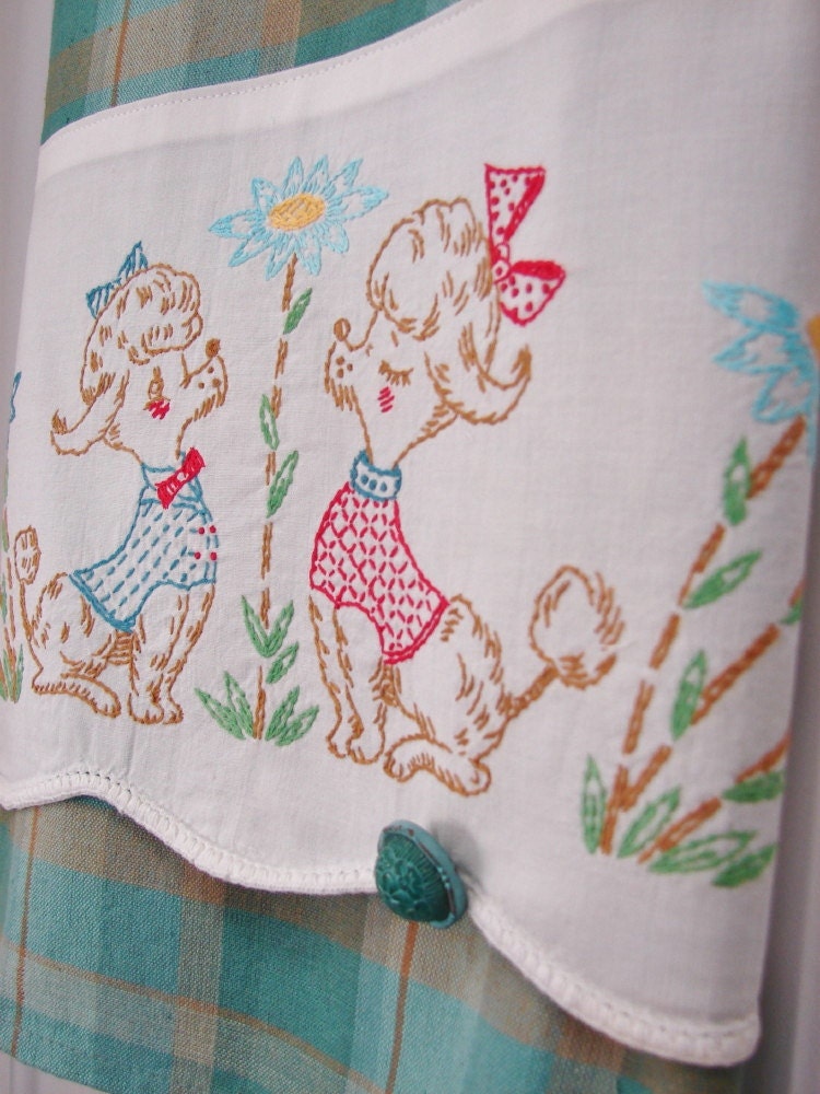 Recycled Vintage to Upcycled Tea Towel With a Vintage Touch Poodle Persuasion  -  Homesupn Home Decor