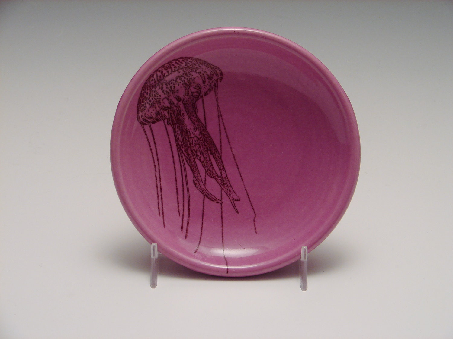 Jellyfish Saucer/ purple pottery