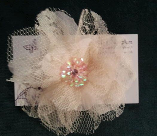 Cream Lace Hair Clip