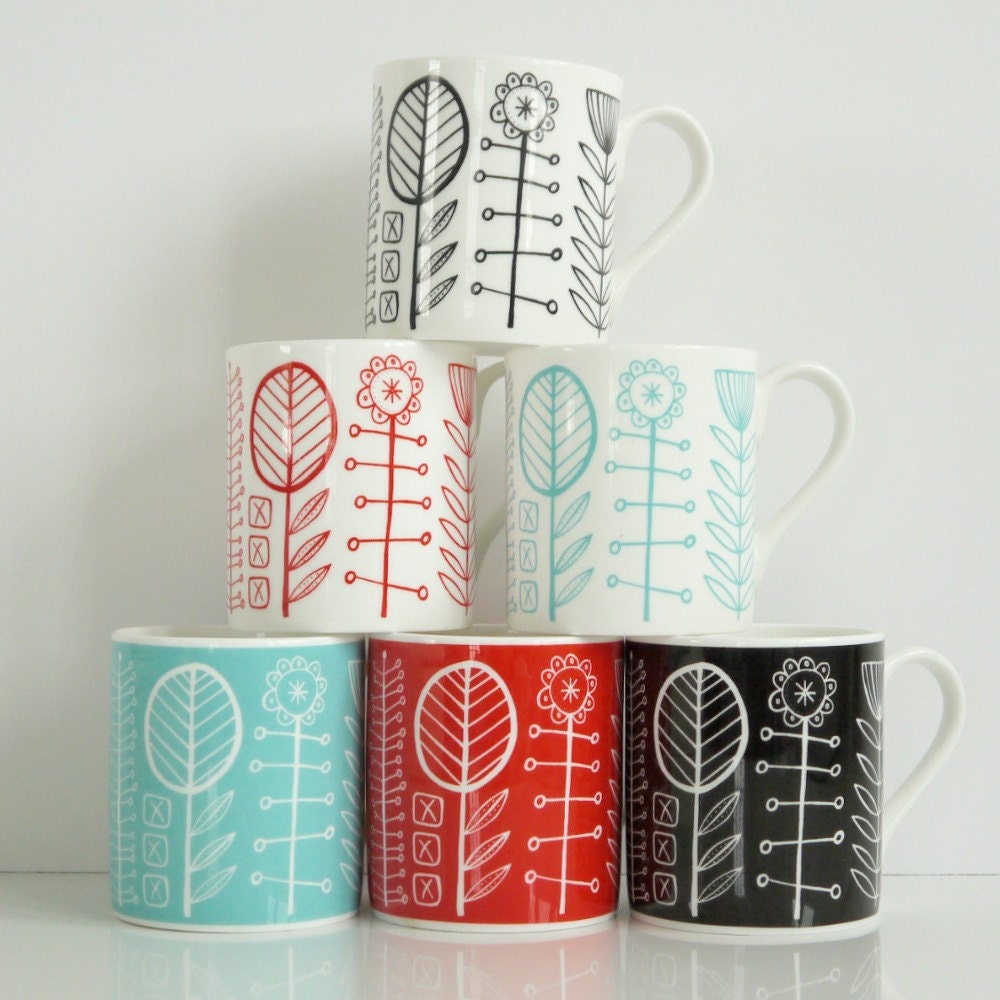2 pack of mugs - 1 bloomsbury, 1 reverse bloomsbury