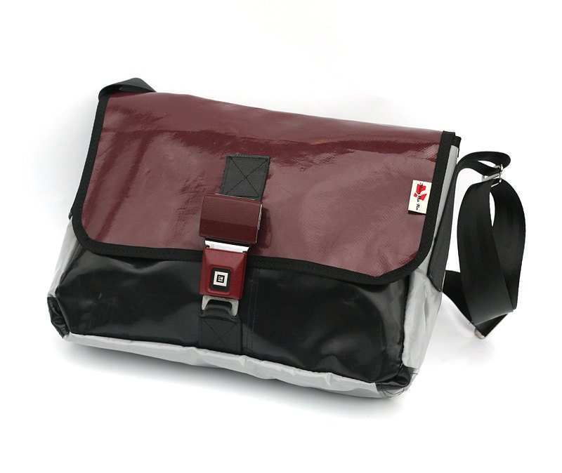 Recycled Hudson LAPTOP bag (medium) by Mariclaro - XII 1210