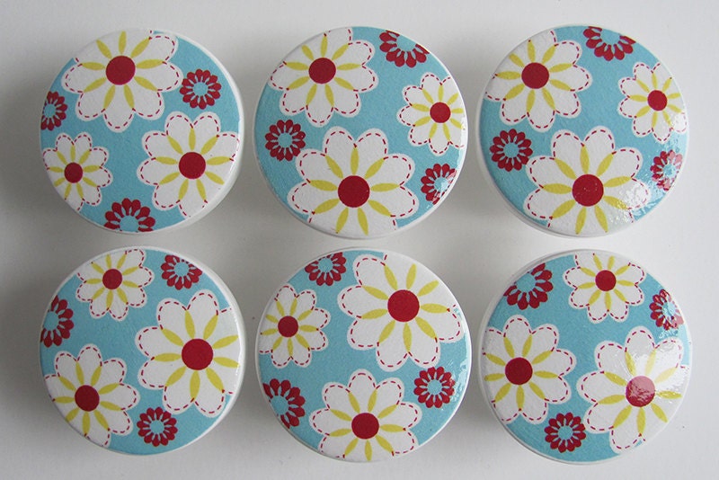 Light Blue, Red, White and Yellow Daisy Knobs-Daisy Flower Drawer Knobs- Wood Knobs- 1 1/2 Inches - Set of 6