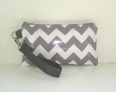Knappies Gray Chevron Stripe Wristlet/Clutch
