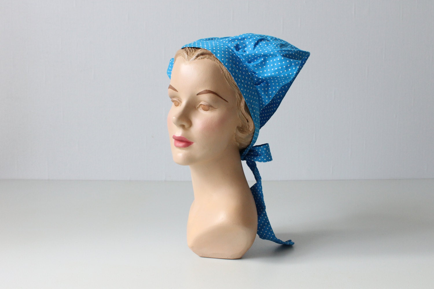 Head Scarf / Head Wrap / 1970s Kerchief / Polka Dots
