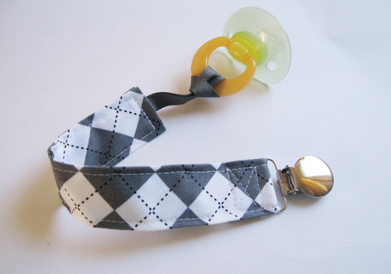 Universal FABRIC Pacifier Clip - Grey Argyle