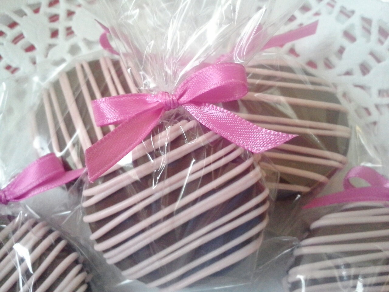 Milk Chocolate Covered Oreos Cookies Pink Party Favors Pink Baby Shower Favors It's A Girl Communion Baptism Favors