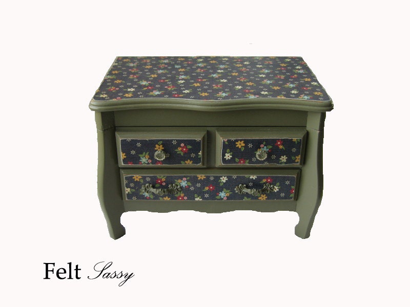 Refurbished Jewelry Box Small - Denim Floral - by FeltSassy