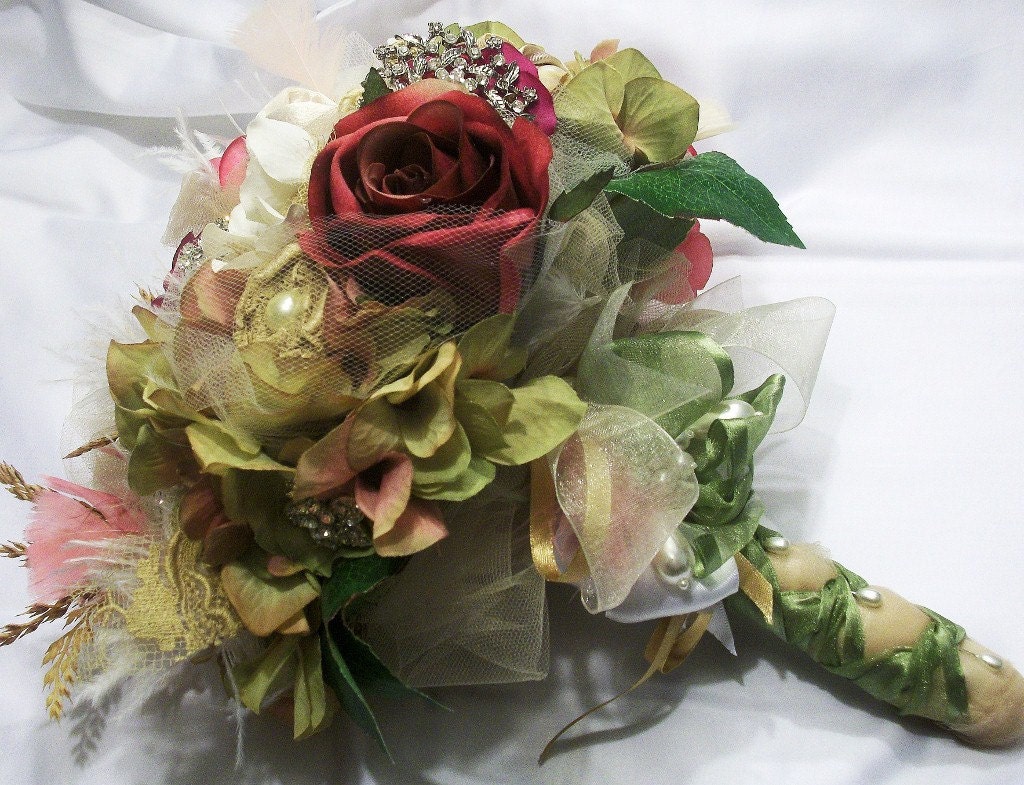 bridal bouquet green forest red rose with brooches of elegance