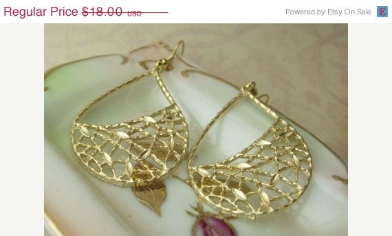 Gold Teardrop Earrings / Filigree Art Deco Earrings