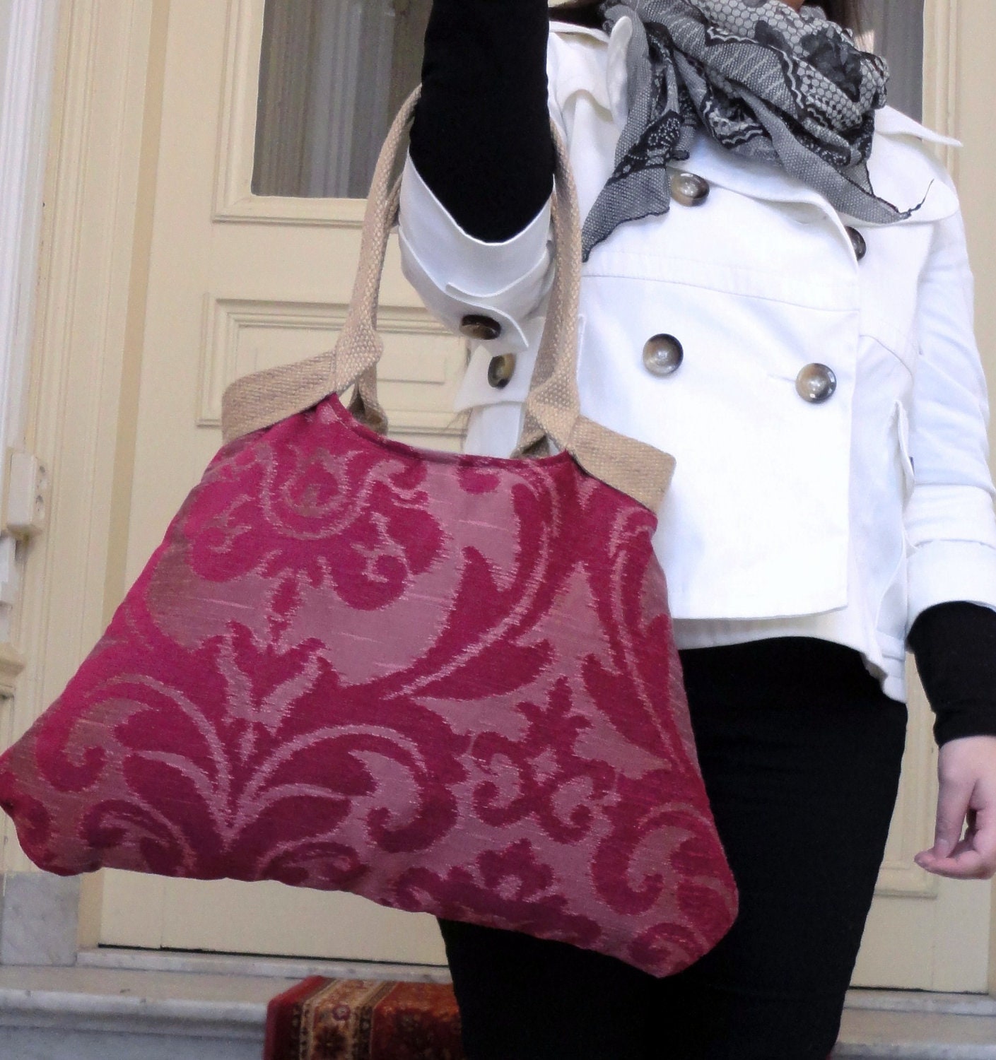 Handbag / everyday bag / shoulderbag  / purse // Damask Burlap & Cerise tote bag