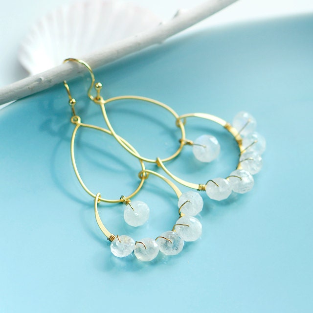 Winter wedding jewelry, Moonstone jewelry, Winter wonderland wedding, moonstone earrings, Gold chandelier earrings, June Birthstone, Bridal