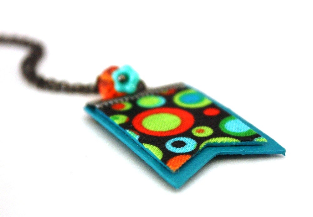 Chevron Flag : Polka Dots and Spots in Bright Colors - WoodenNickelsJewelry