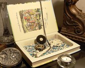 Hollow Book Safe (ALICE IN WONDERLAND)