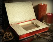 Hollow Book Flask Safe DRACULA (Flask Included)