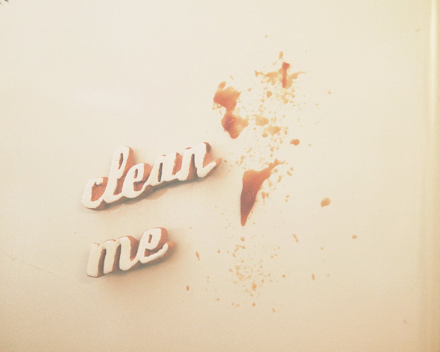 clean me design magnet