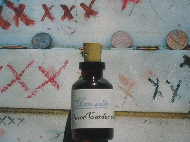 Mam'zelle Oil- Hoodoo, Voodoo, Witchcraft- Super Charged to Draw In True, Deep, Reciprocating Love