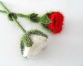 Crochet Roses, Set of 2 Red And White Roses, Home Decor, Green Leaves, Crochet Flowers,Floral Home