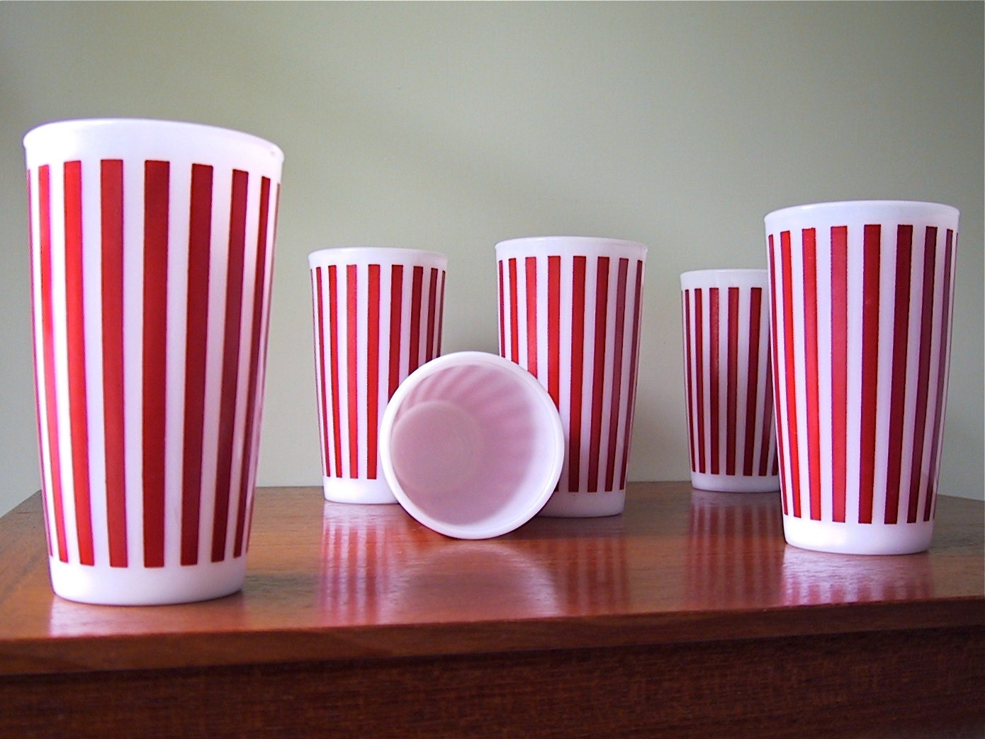 Vintage Hazel Atlas Candy Stripe Red and White Tumblers, Drinking Glasses