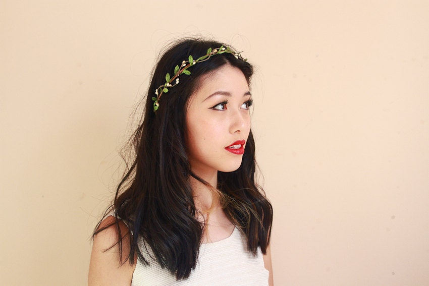 wild flower hair wreath - 'pixie' wedding headpiece, headband, vintage inspired leaf crown, dainty small ribbon tie.