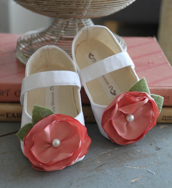 Toddler/Big Girl Shoes Soft Soled Shoes Wedding Shoes Flower Girl Shoes Spring Shoes Summer Shoes White Shoes Cream Shoes- White Chocolate