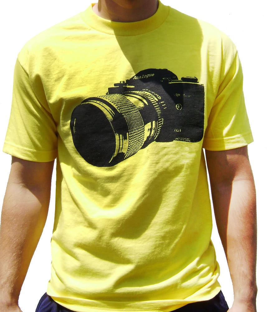 Vintage 35 mm SLR Camera Shirt. Pick your color size.