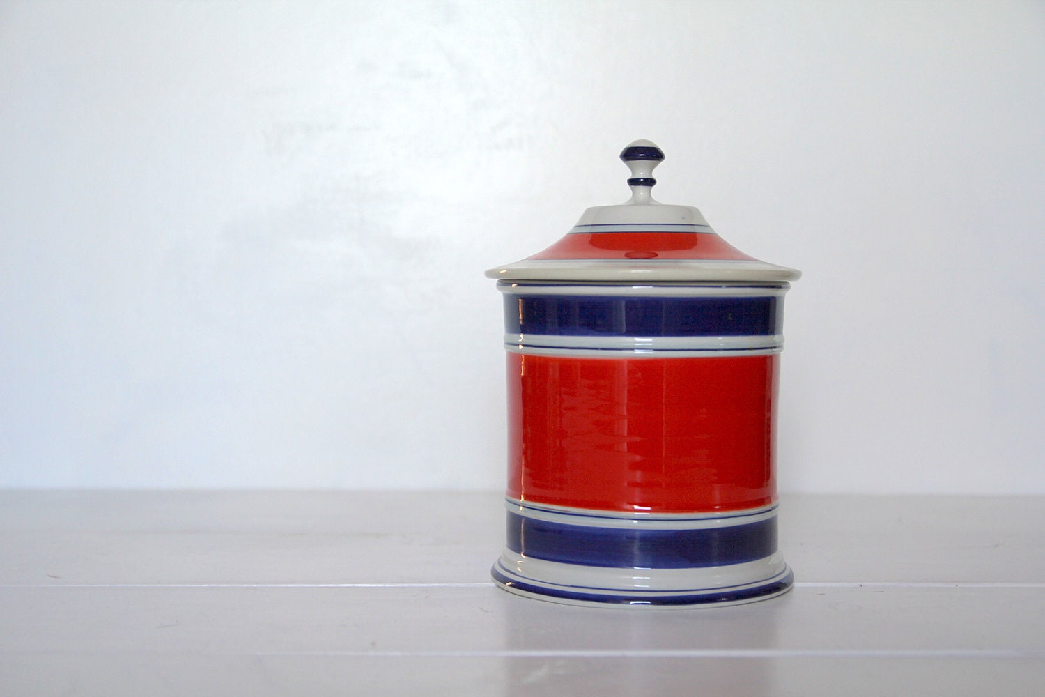 Vintage JW Co Canister - Made in Italy / Red White and Blue