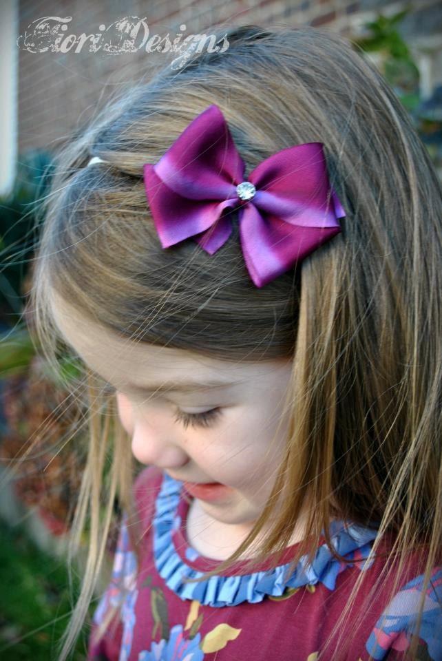 Sarah - simple silk bow