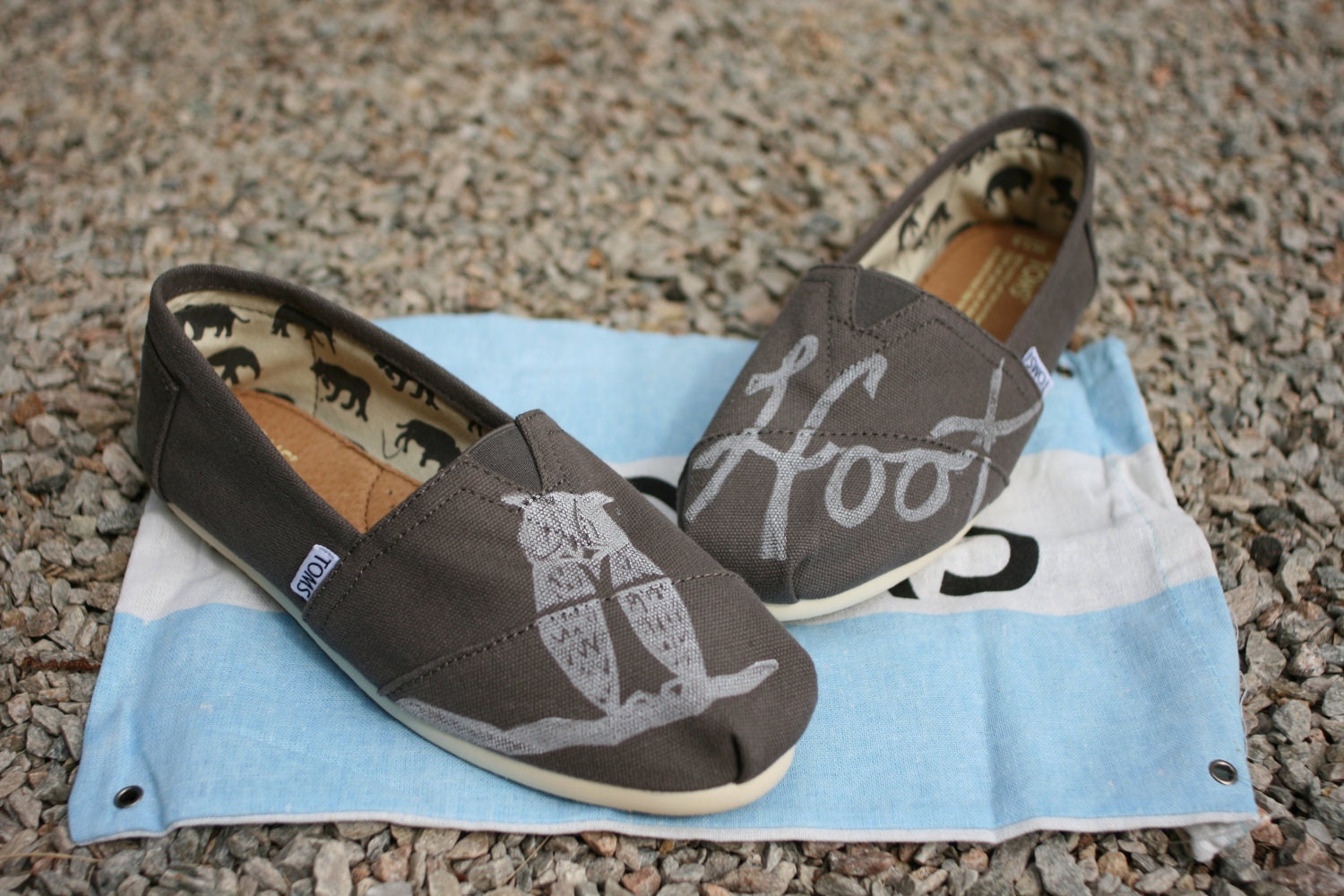 Owl Custom TOMS Shoes