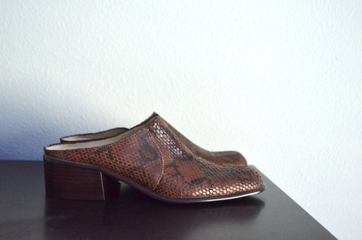 Vintage 90s Leather Snake Skin-like Brown Mules // womens size 8