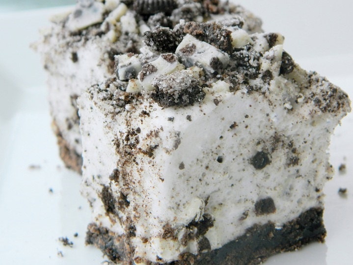 Cool Cookies and Creme Gourmet Marshmallows -1/2 Dozen