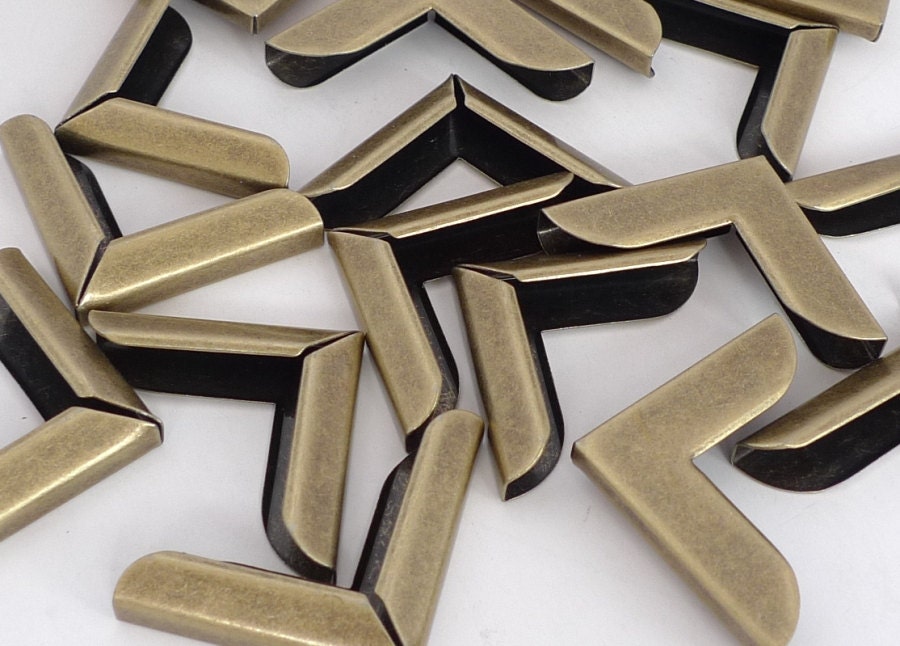 100 Antique Bronze Large Metal Book Corners - Bookbinding - Scrapbooking - Photo Album - Diary - Journal