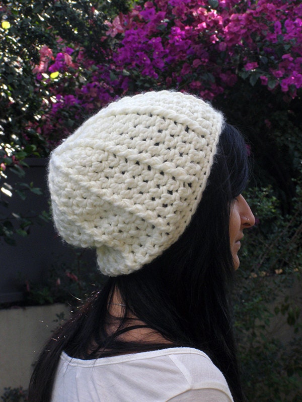 Crochet Hat - Slouchy Beanie Hat - Beige yarn