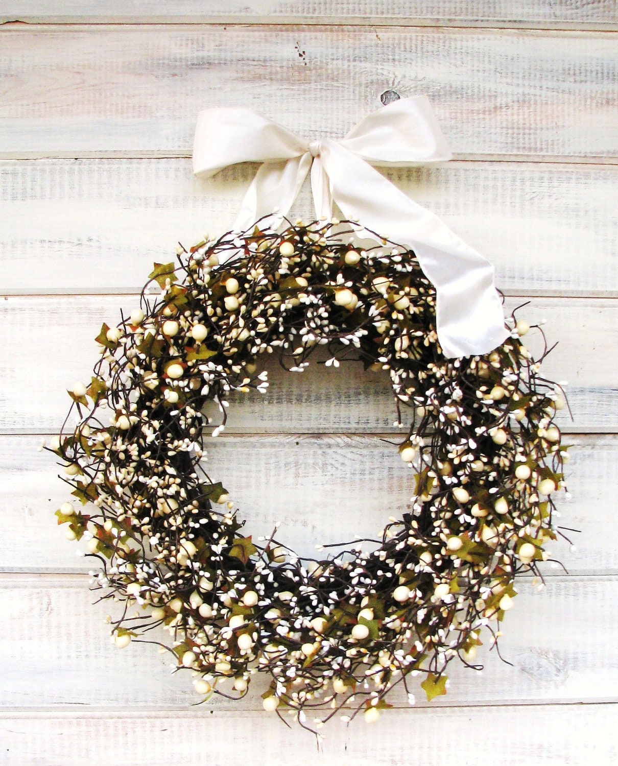 CREAM BERRY & ANTIQUE White Wreath-Summer Door Wreath-Vintage Wedding Decor-Housewarming Gift-Scented Apple Cinnamon-Choose Scent and Ribbon