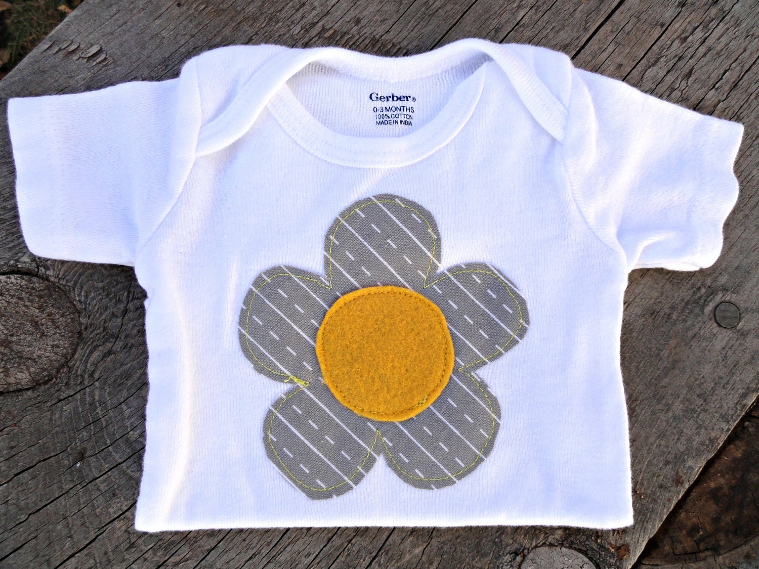 Flower Applique Onesie, Gerber 0-3 month, Grey and Yellow Flower, Baby Bodysuit, Short Sleeves, READY-TO-SHIP