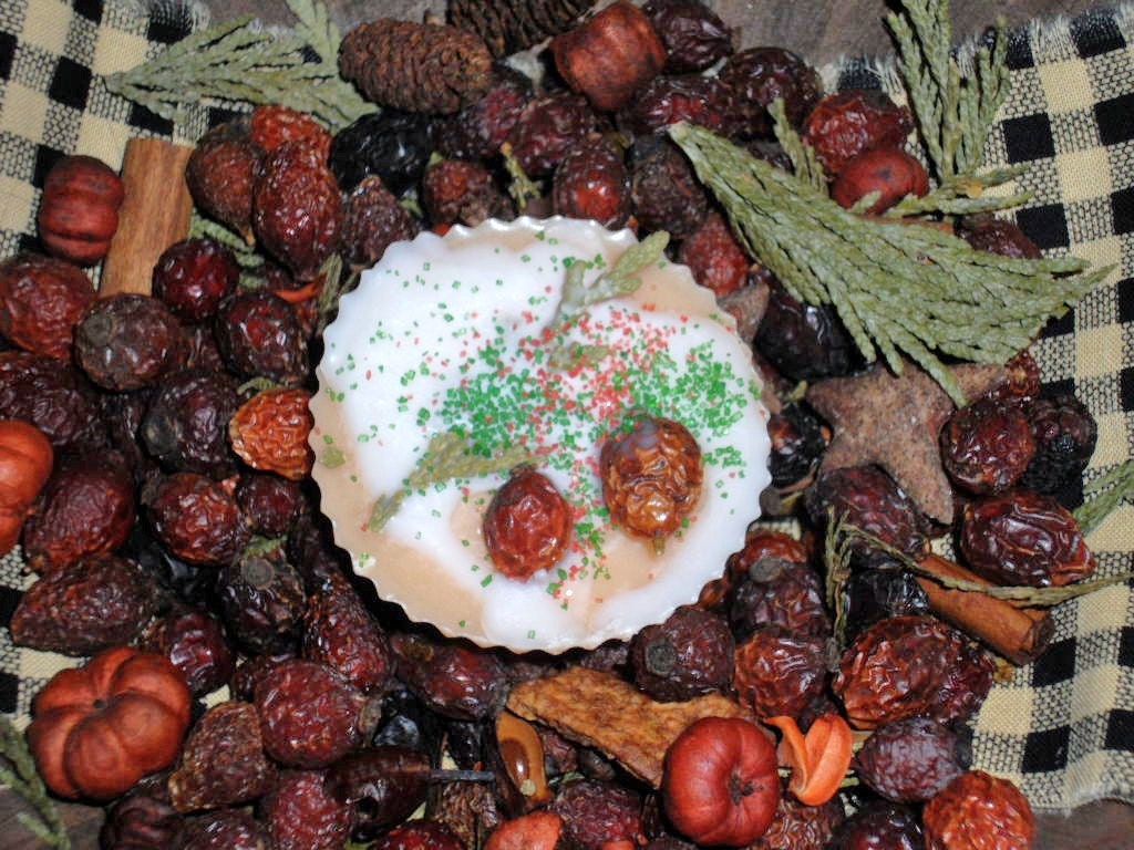 Handmade Country Prim Melting Tart  -  Christmas Cravings