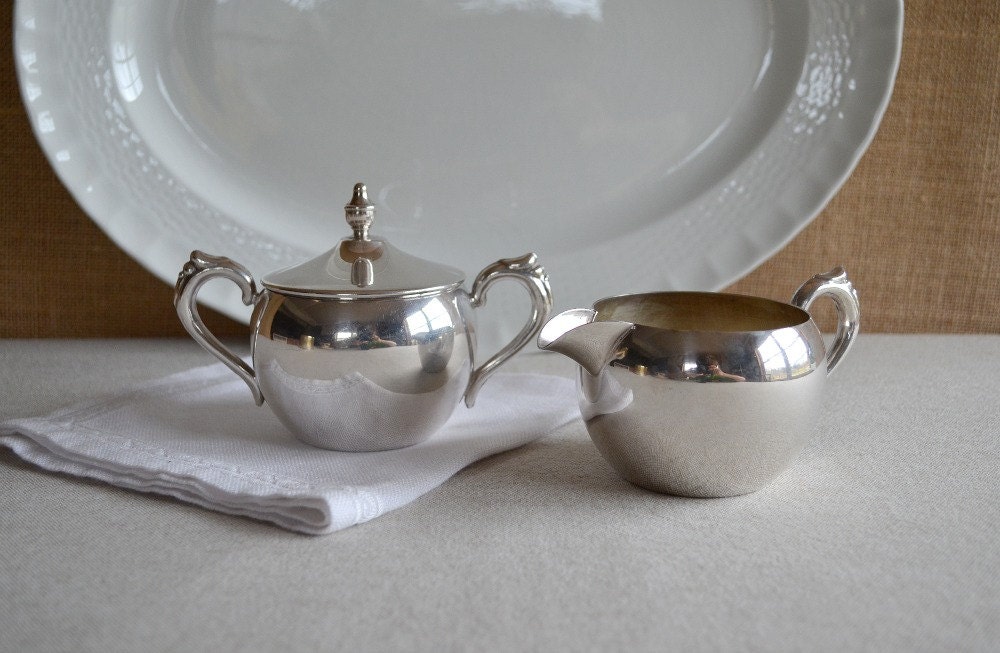 vintage silver 5th Avenue Silver Company sugar and creamer