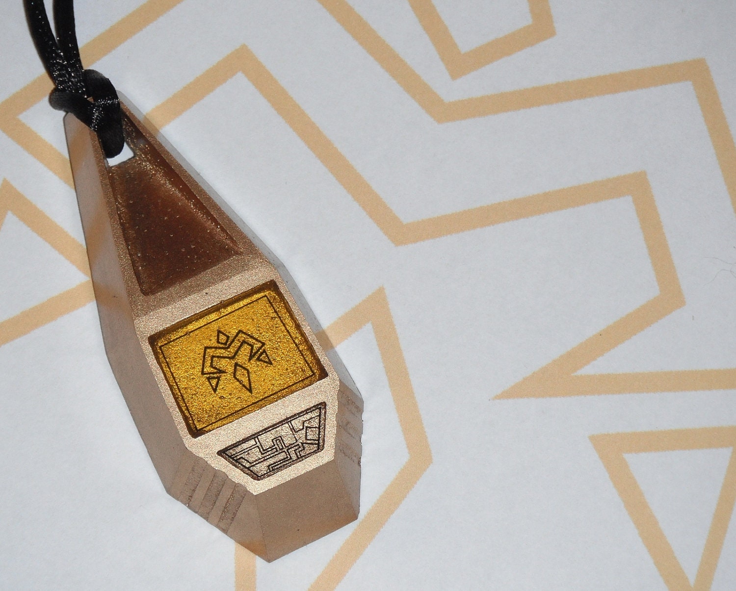 Digimon Tag with the Crest of Miracles (Golden Digi-Egg)