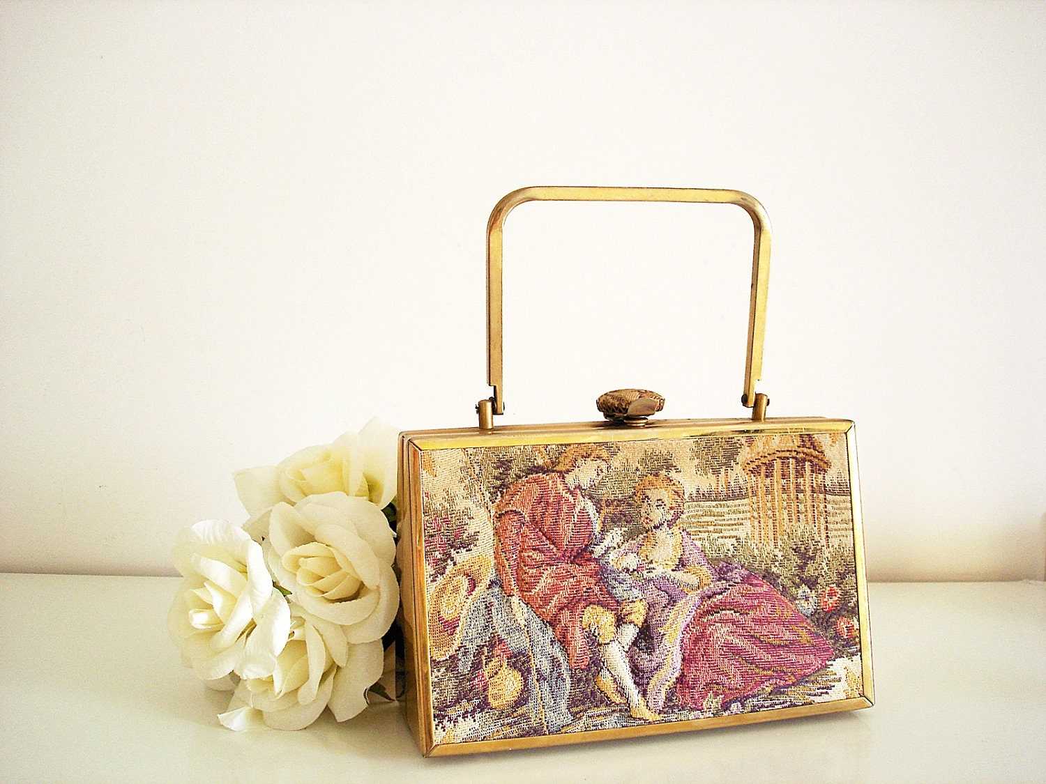 Vintage 60s Tyrolean purse/ Tapestry purse/ Tyrolean Handbag/ trapunto quilted tapestry garden scene/ box purse