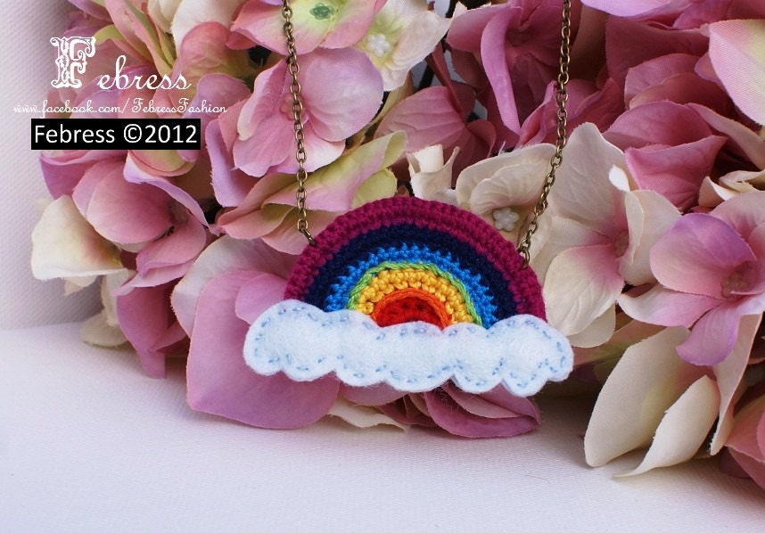 Rainbow necklace,  with cloud necklace, made in crochet, felt, embroidered, handmade, bronze chain, women accessory, Ready to ship.
