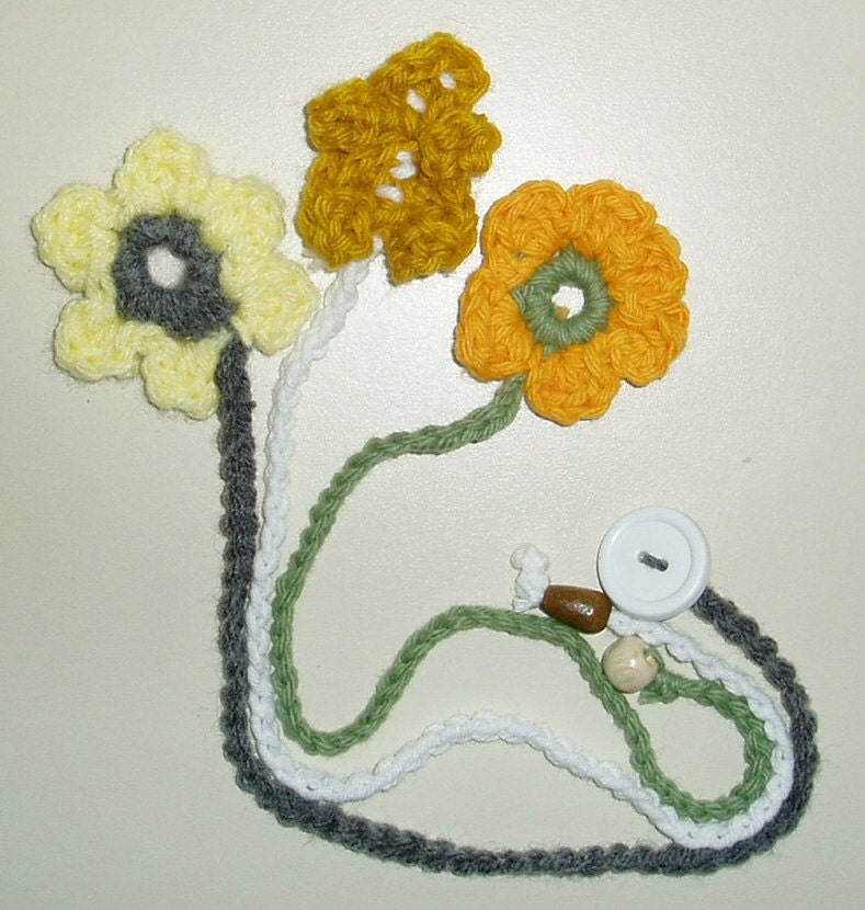 Bookmarks (set of 3 colors and shapes)