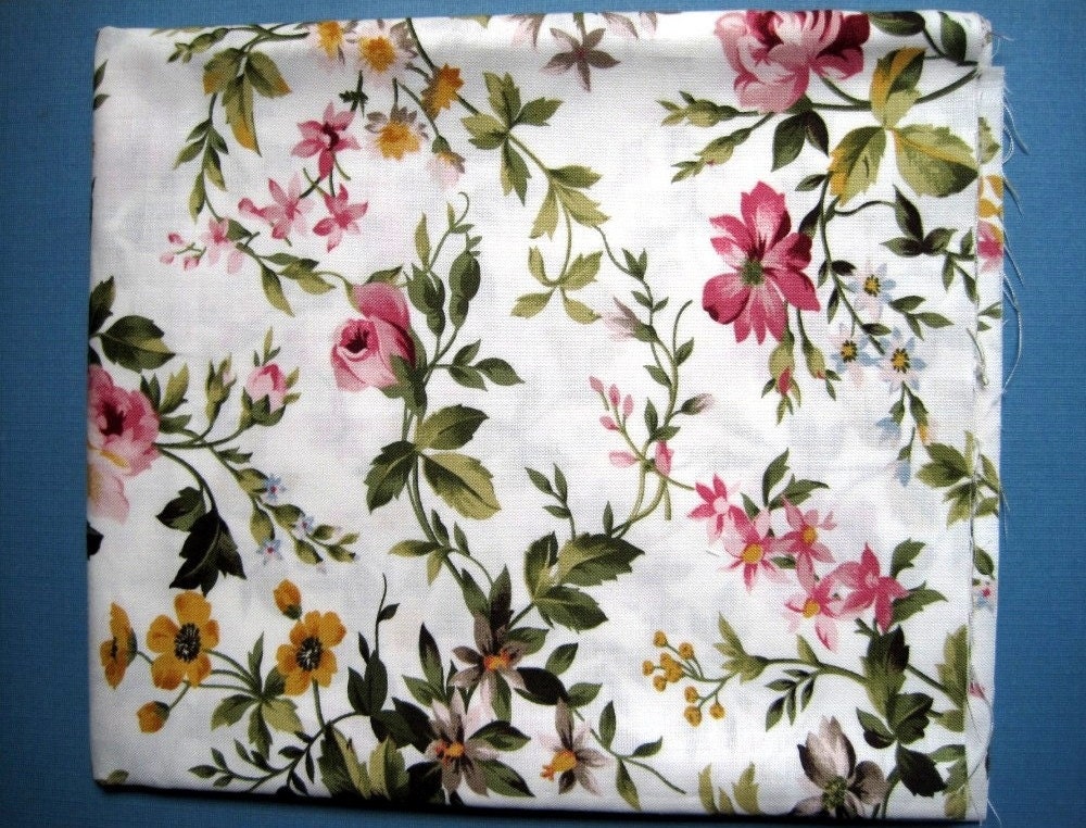 Wild Rose Foral Fabric, Fat Quarter, Multicolor / White, 18" X 22" inches, 100% Cotton, For Victorian & Romantic Projects