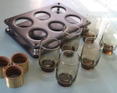 INCREDIBLE SET Vintage Libbey smoke 6 tumblers, drinking glass set gold metal/cork coasters & padded Vinyl serving tray with chrome