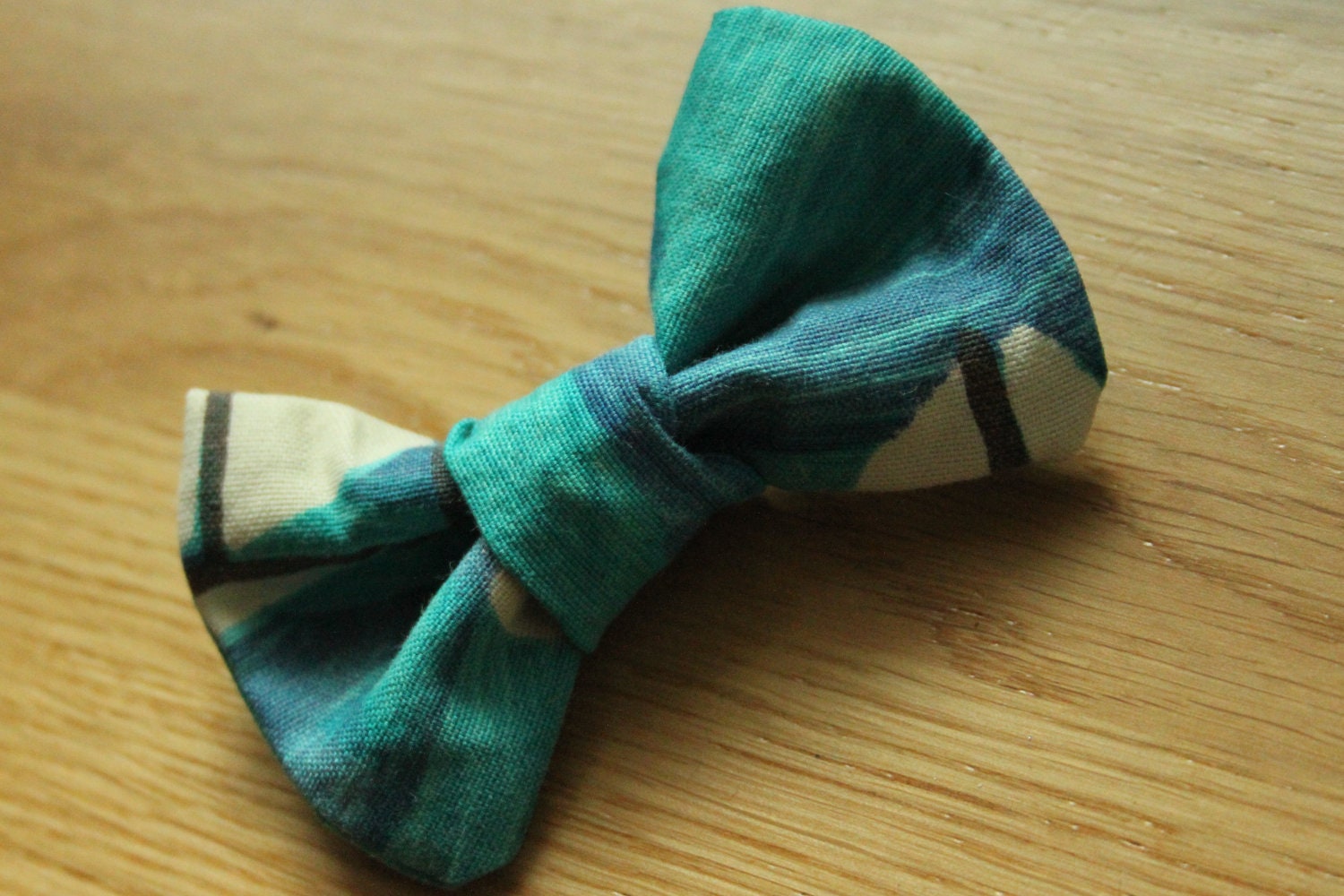 The Popeye  Cat Bow Tie