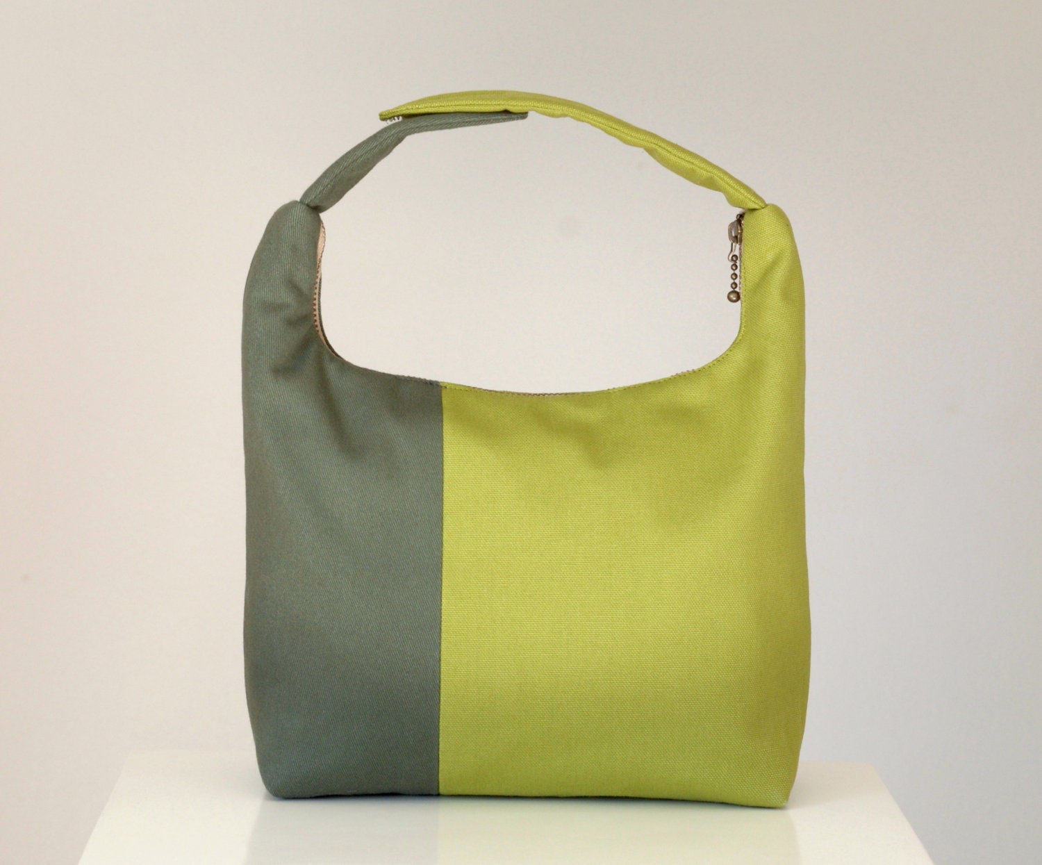 Insulated Lunch Bag Colorblock, Women Lunch Bag, Colorblock Small Tote, Lunch Tote-Army Green and Olive Green Colorblock
