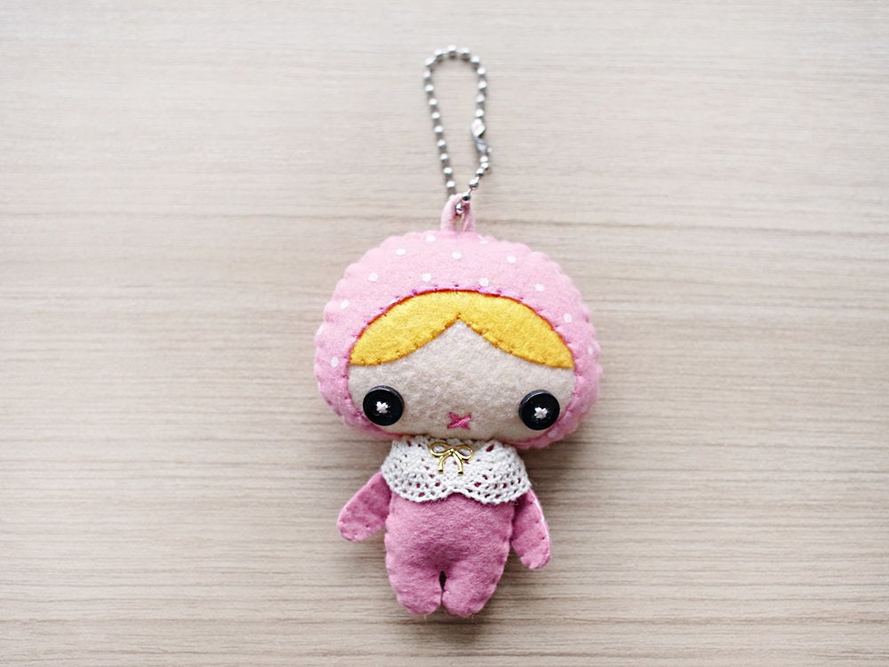 Felt Keychain -  Valentine Gift -  cute keychain -  Kawaii keychain - stocking stuffer - READY TO SHIP
