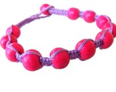 Shambala bracelet. Fushsia wooden beads macrame bracelet