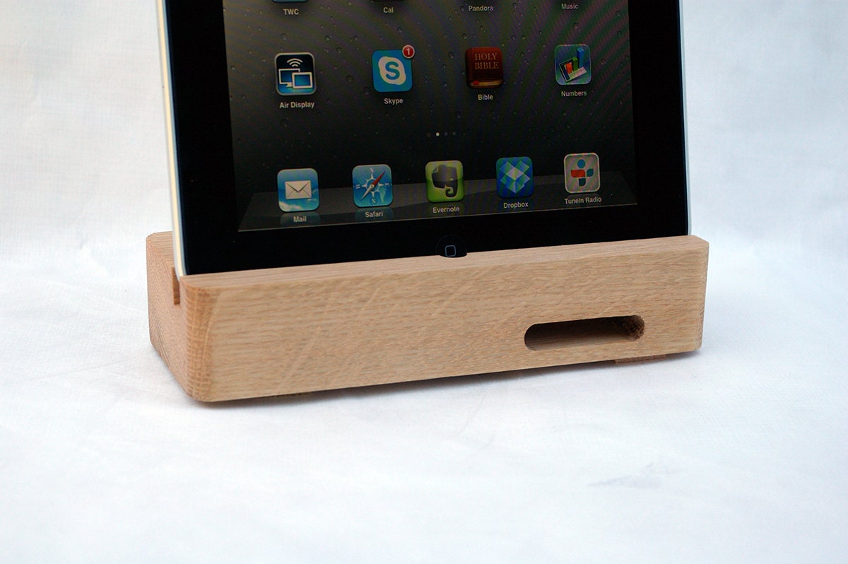 Ecoustik iPad dock - Oak (shown in main image)