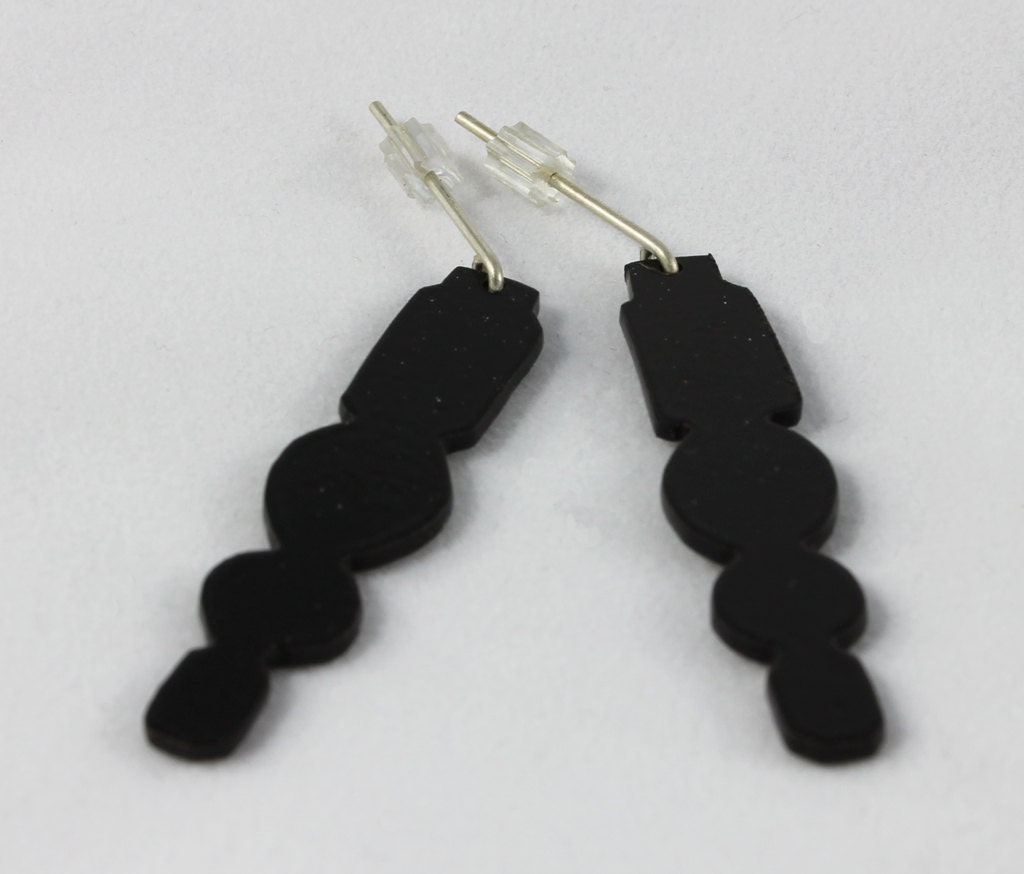 Gemstone Silhouette 121