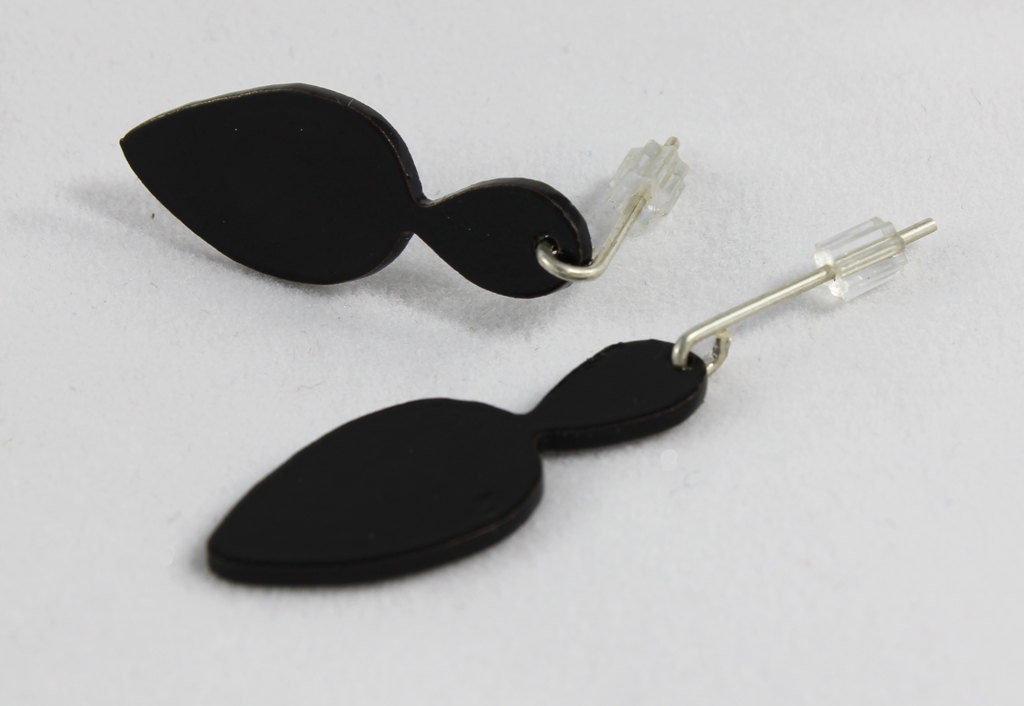 Gemstone Silhouette 125