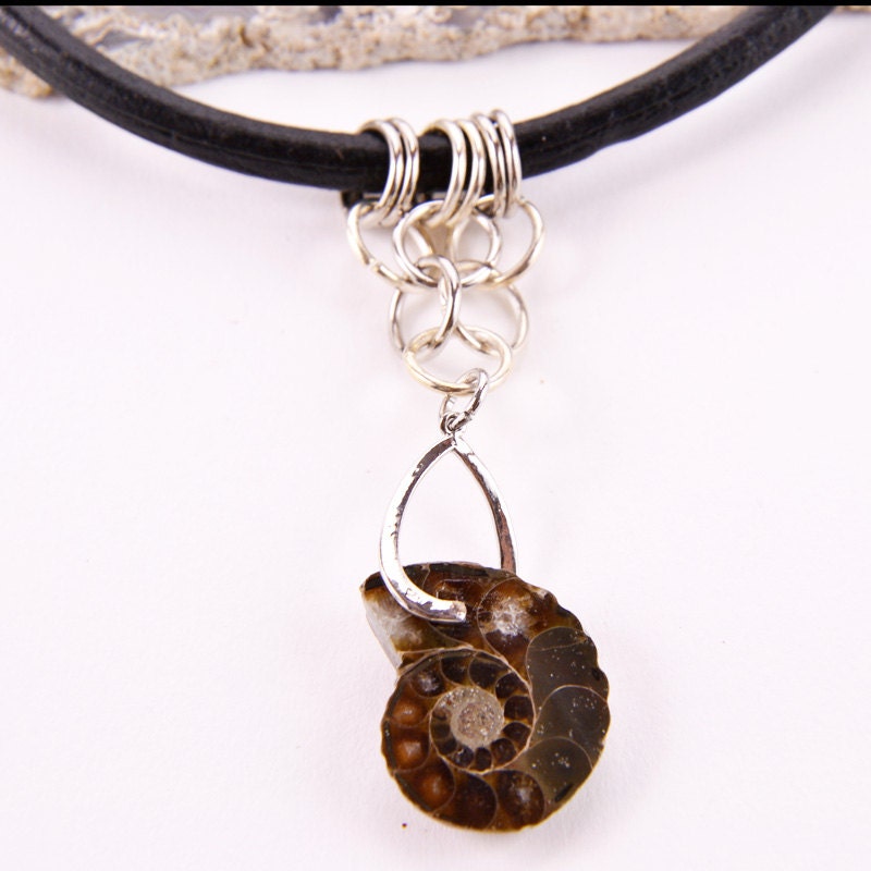 AMMONITE fossil HANDMADE NECKLACE spiral nautilus stone green warm brown leather pendant organic natural earthy jewelry unisex